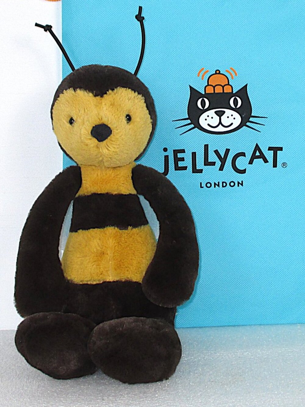 JELLYCAT "BASHFUL BEE" PLUSHIE